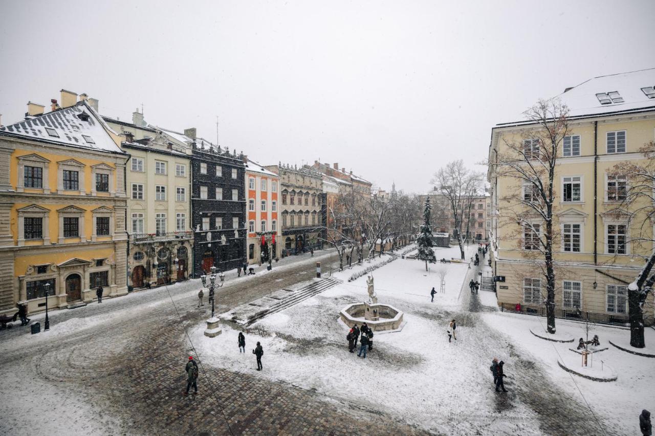 View On Rynok Square Apartments Lvov Exteriér fotografie